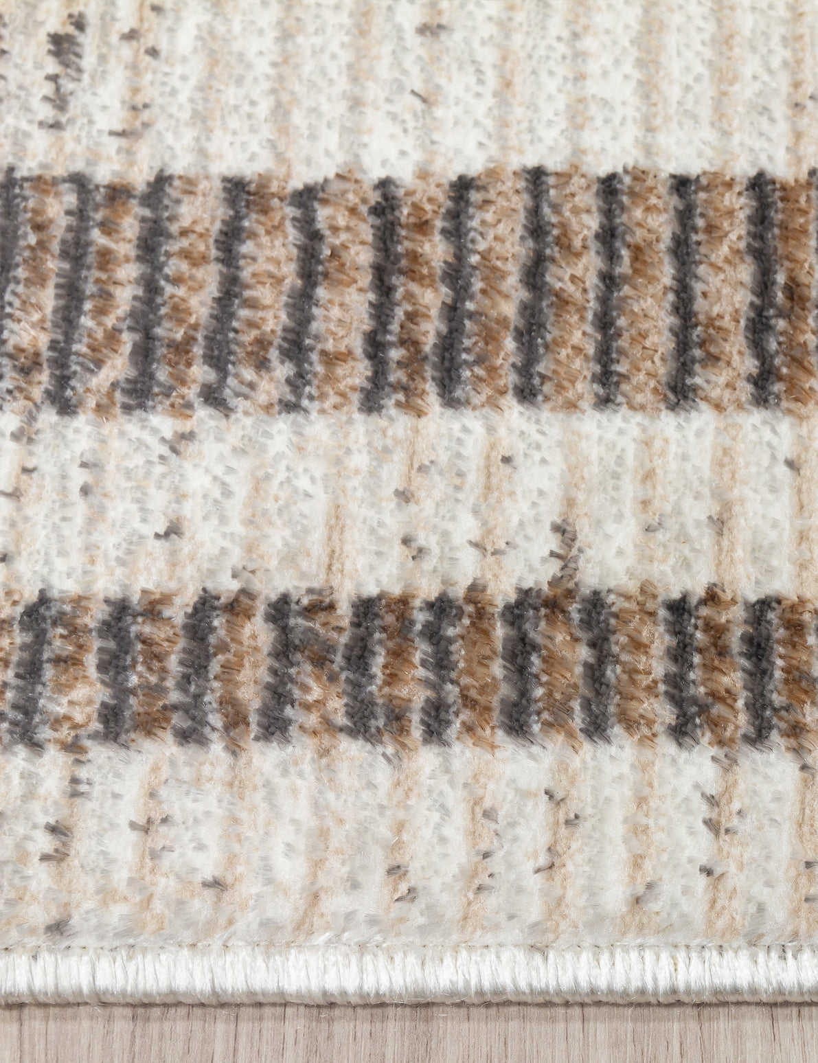 Best Irish Glitz Art Decor rug - Luxurious Beige