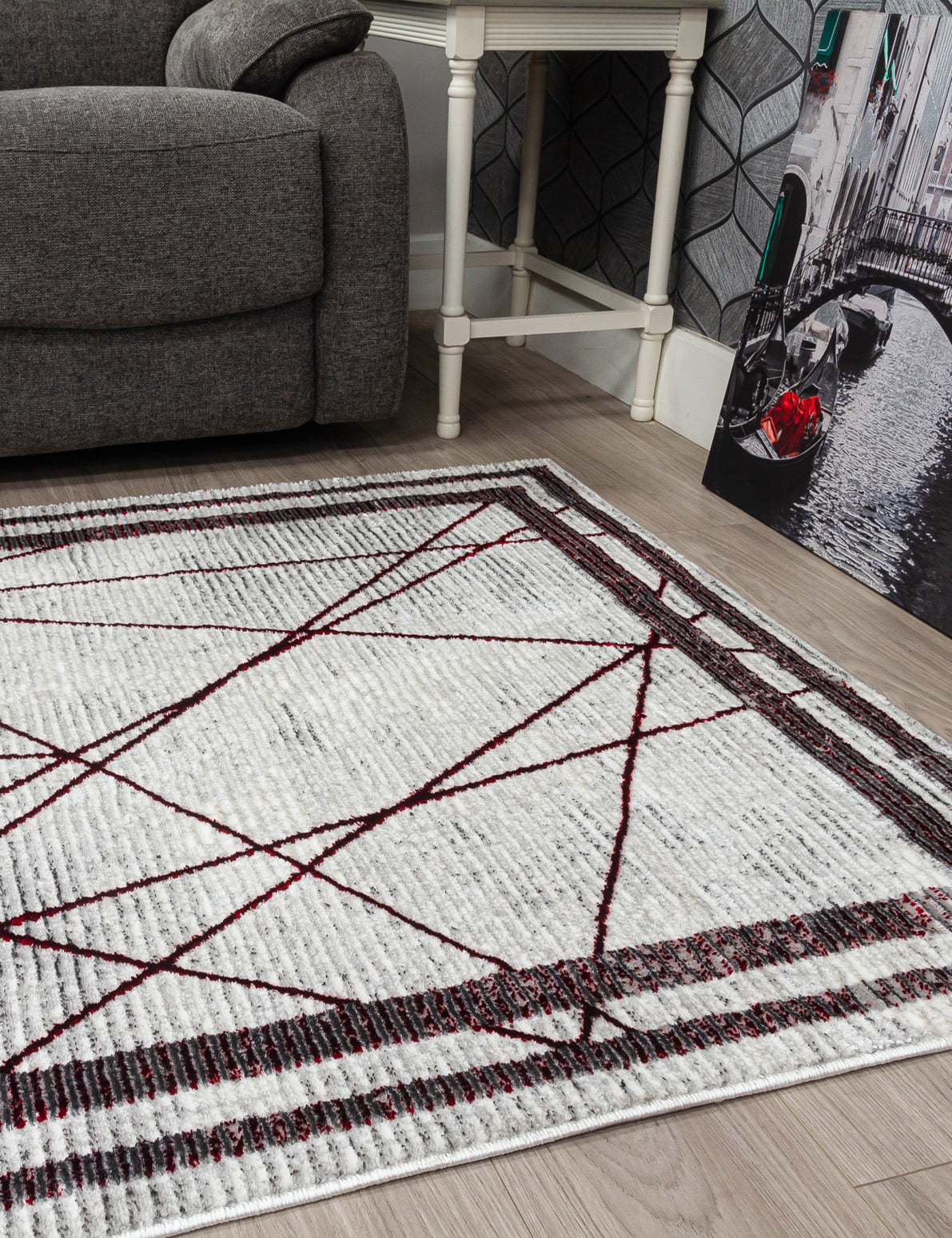 Glitz Art Deco - Red rug, 160 x 220 cm size