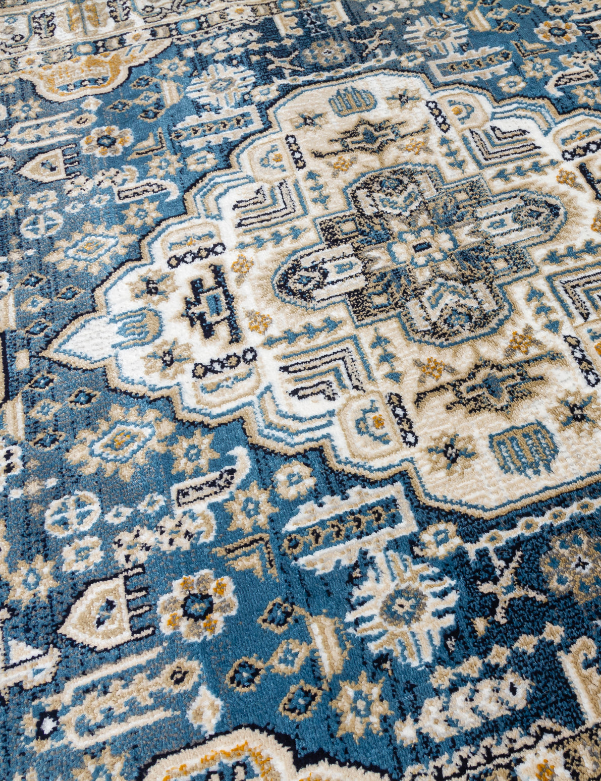 Aziza Medallion - Blue rug, 160 x 220 cm size