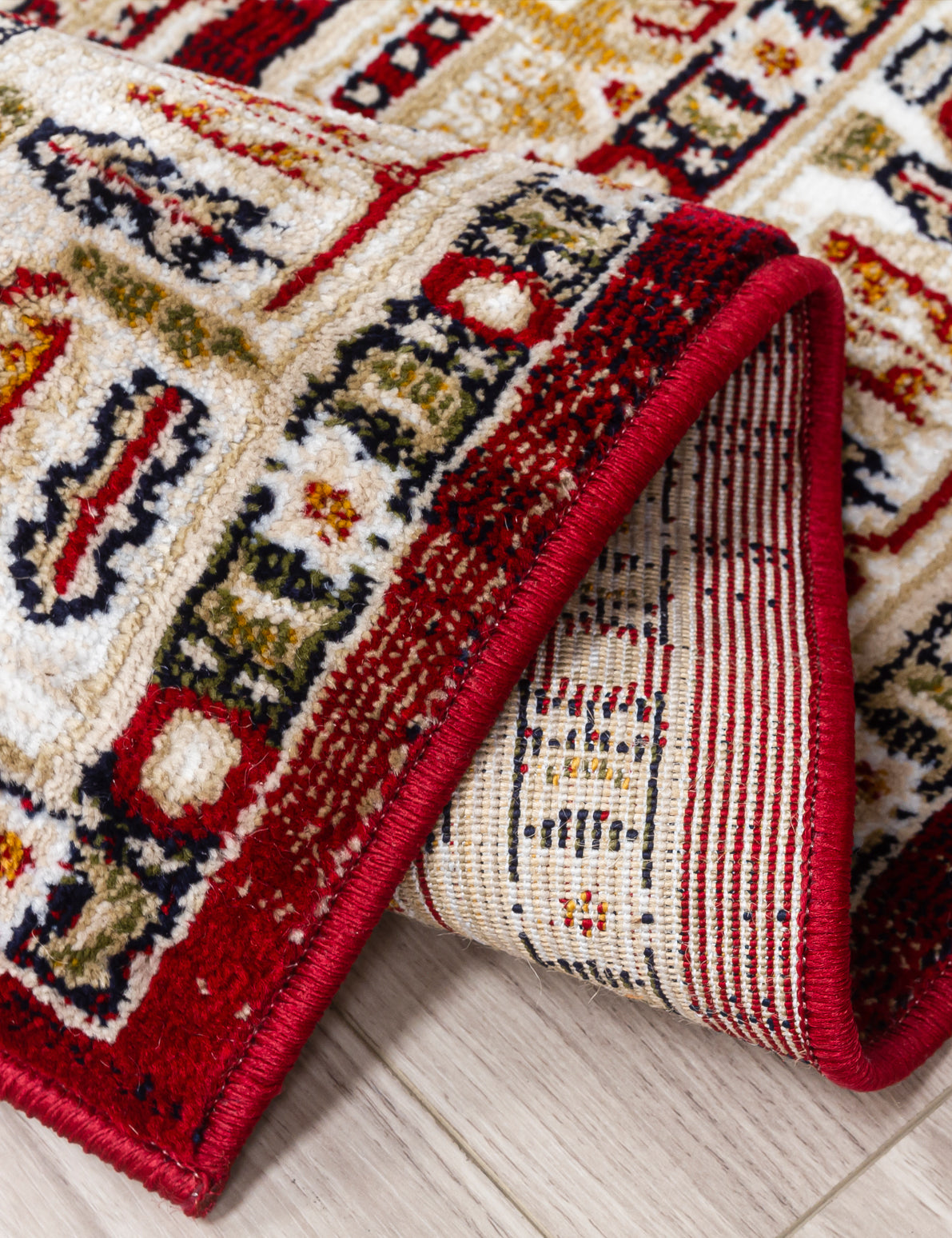 Aziza Medallion - Red rug, photo 4