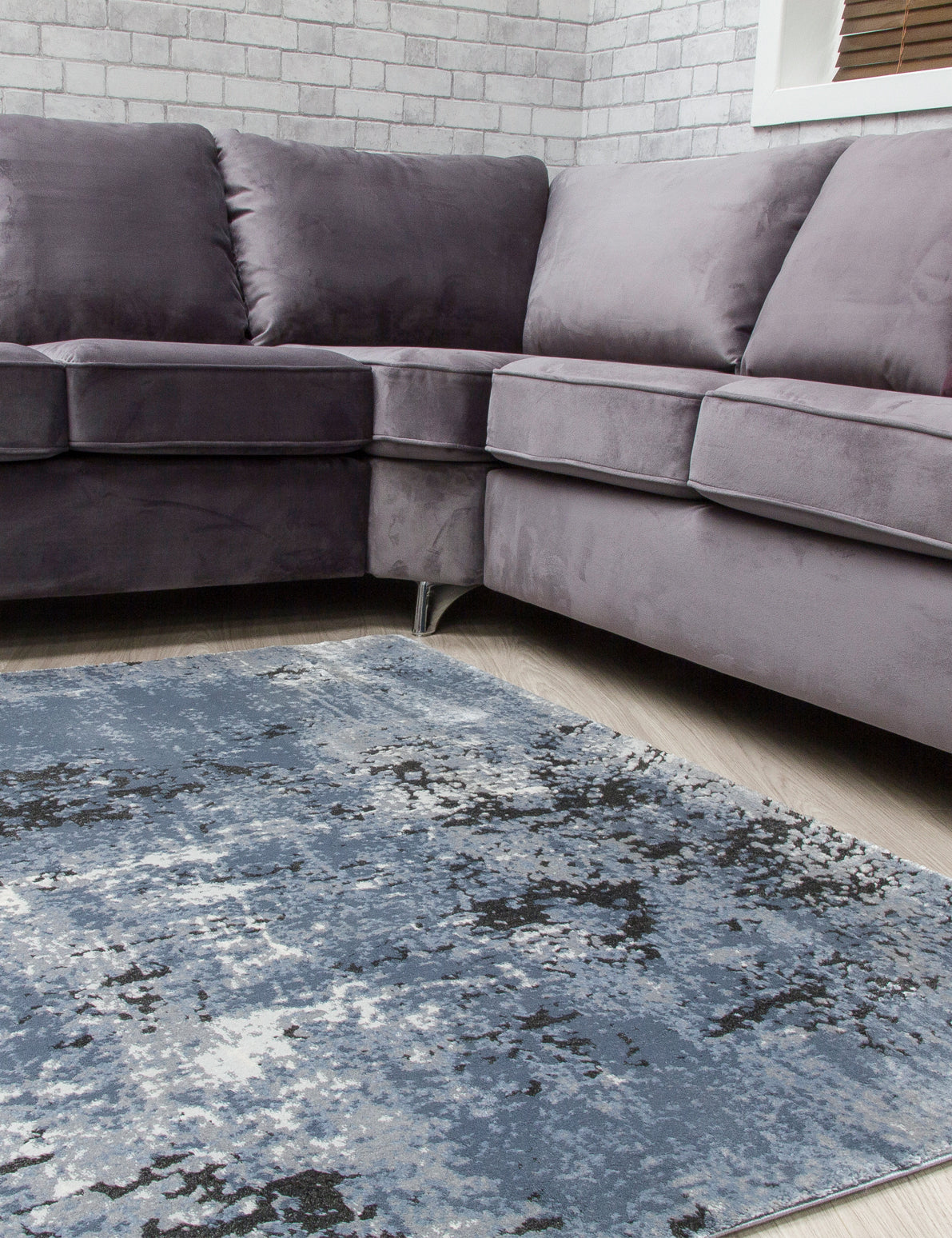 Rococo Obscura rug, 120 x 170 cm size