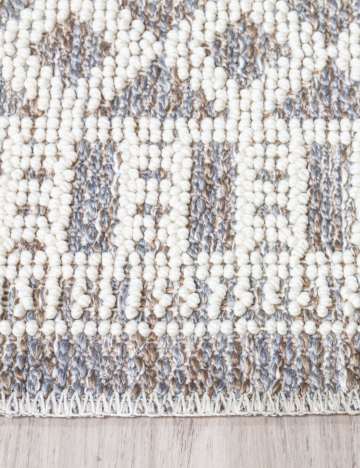Serenity Aztec rug, photo 12