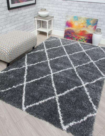 Fantasy Trellis - Dark Grey / Cream