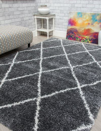 Fantasy Trellis - Dark Grey / Cream