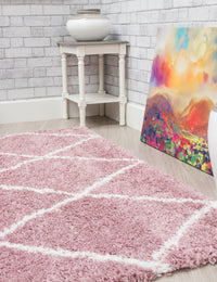 Fantasy Trellis - Pink / Cream rug, 160 x 220 cm size