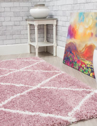 Fantasy Trellis - Pink / Cream