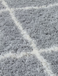 Fantasy Trellis - Light Grey / Cream