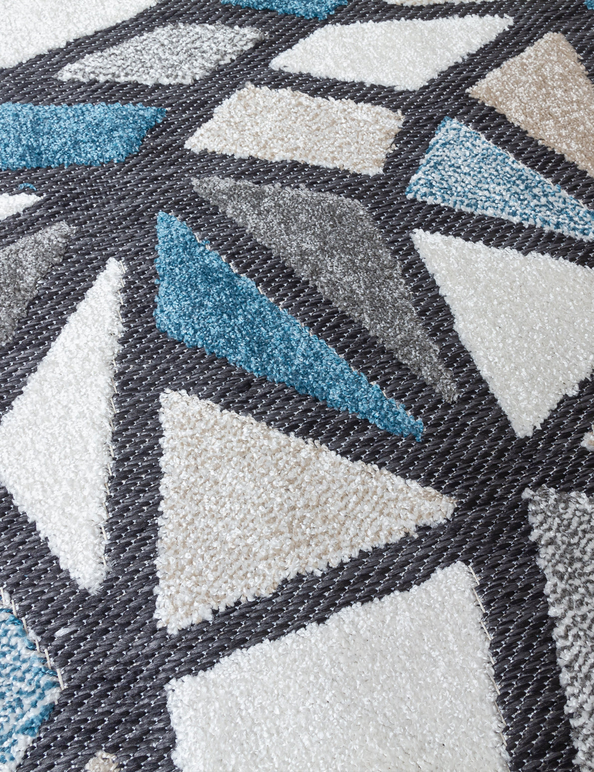 Alessia Loka - Blue rug, photo 8