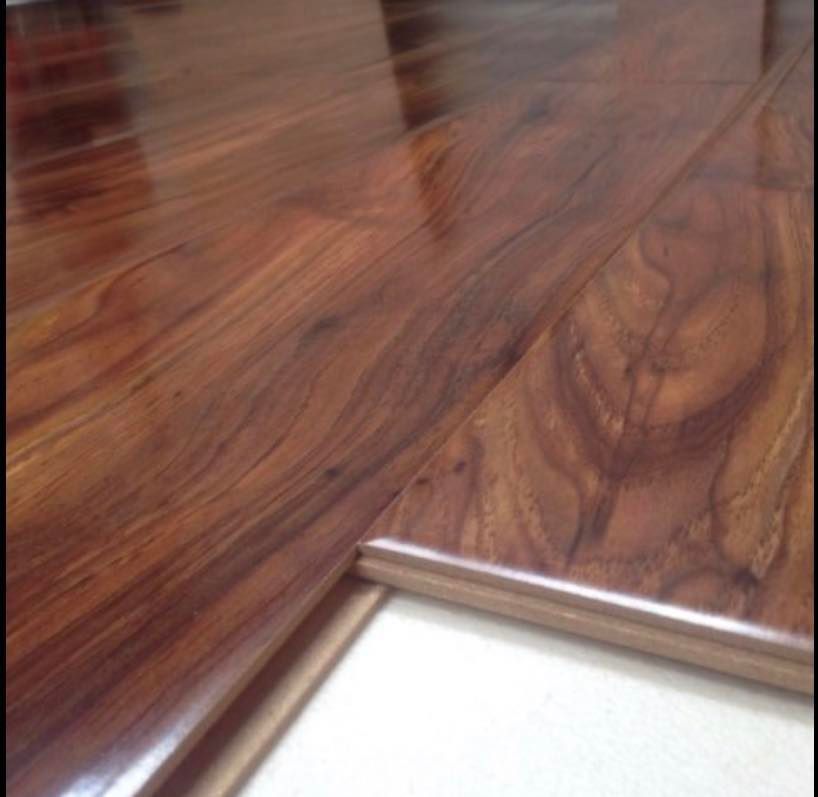 High Gloss Laminated Flooring